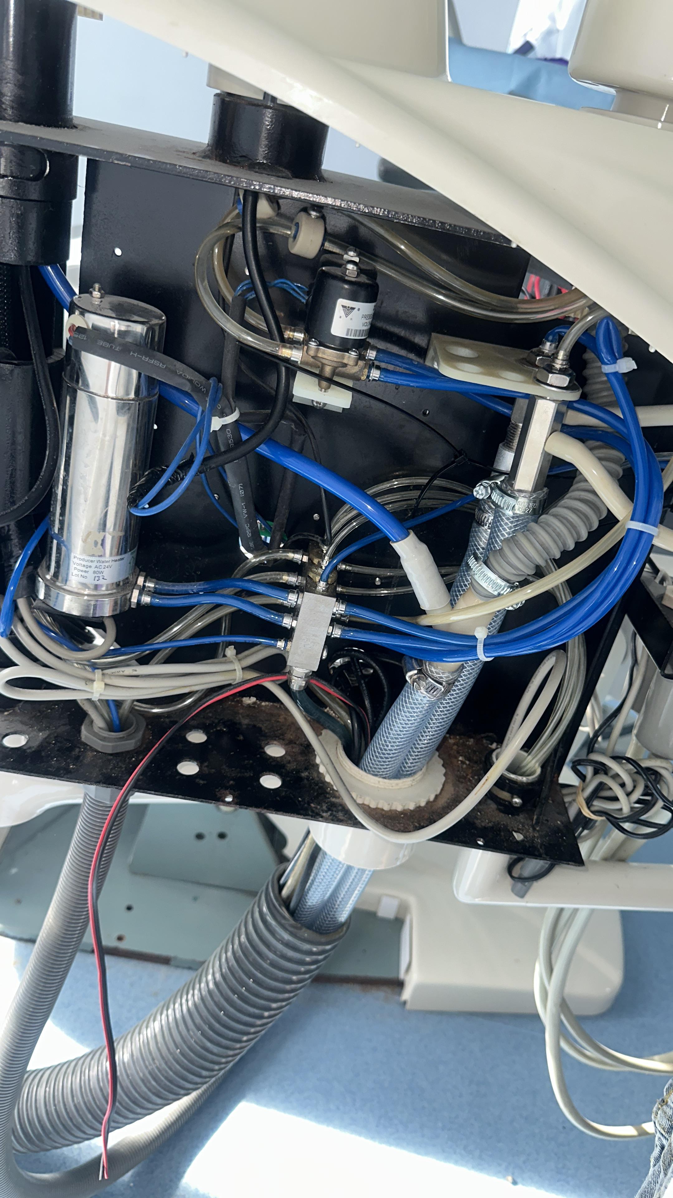 Unitate dentară – valve, tuburi și filtru